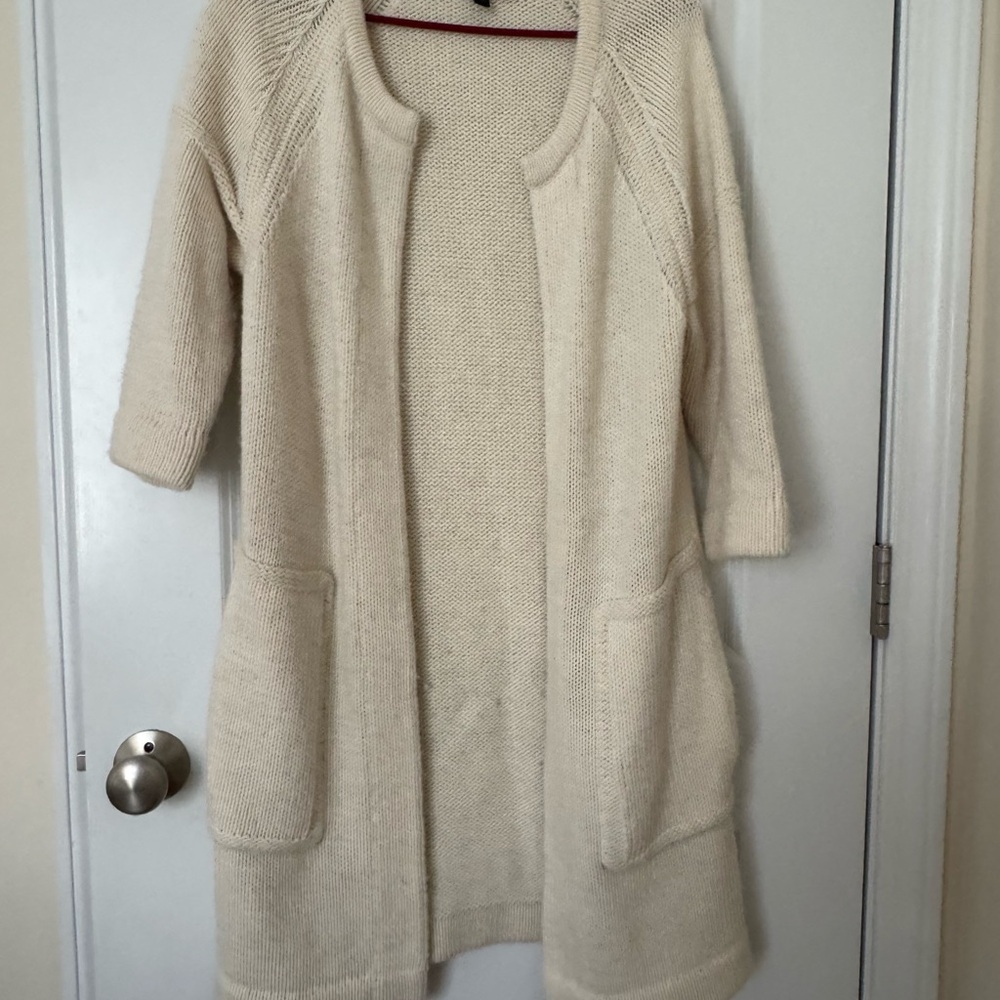 Banana Republic Women's long Off-White Cardigan